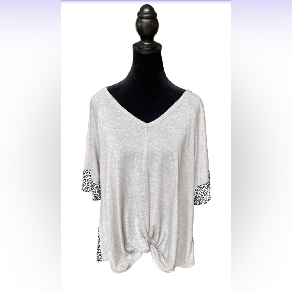Emery Rose: Gray Top with Animal Print